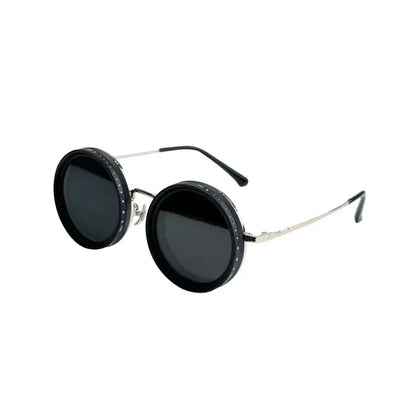LumoX™ Adaptive Photochromic Shades