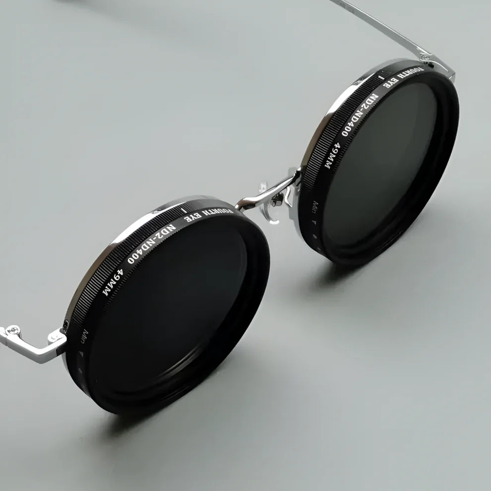 LumoX™ Adaptive Photochromic Shades